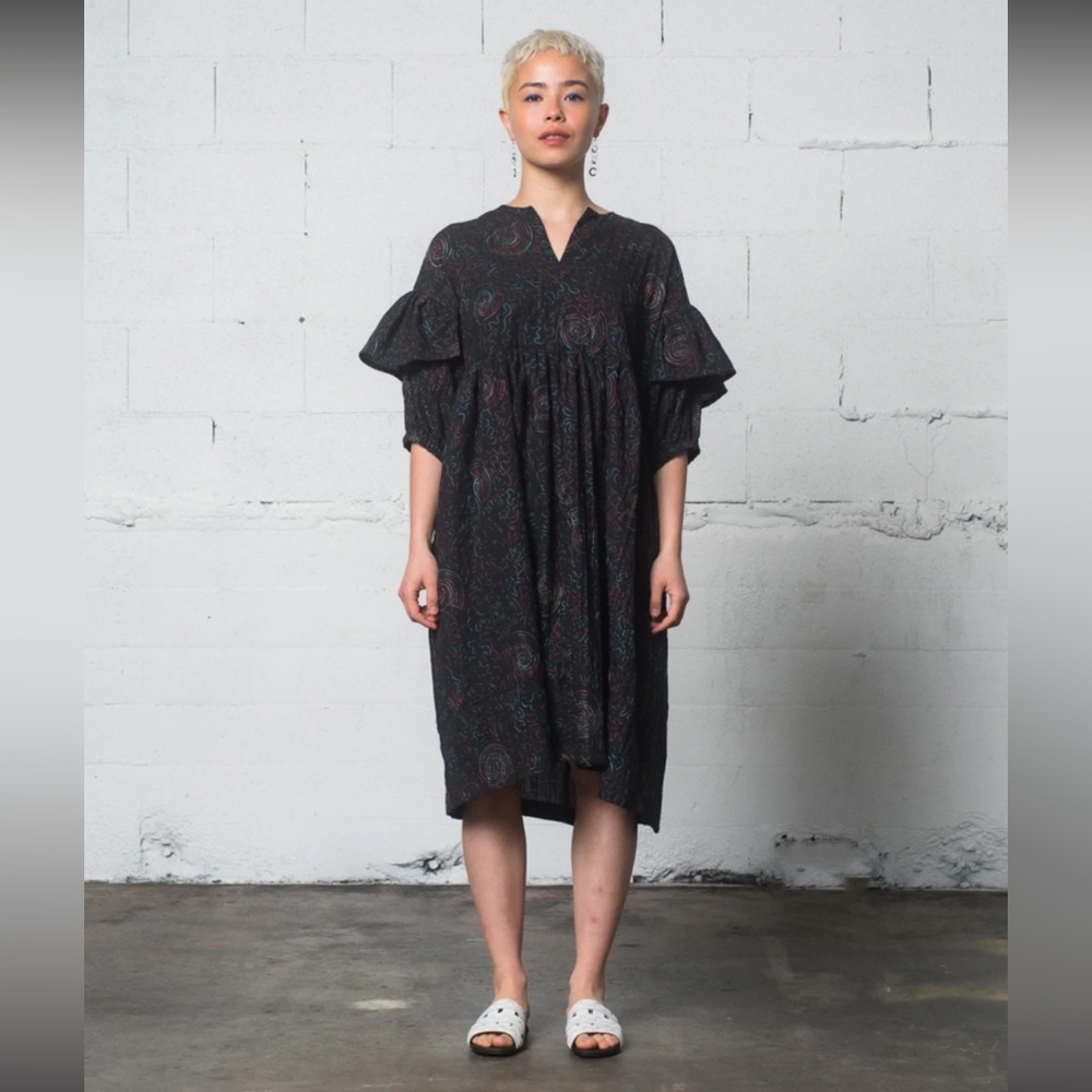 Reifhaus Black Embroidered Abstract Swirl Rhea Dress with Puff Sleeves size XS